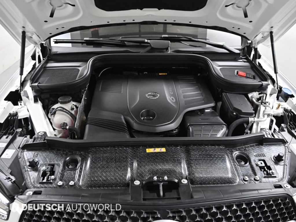 Mercedes Benz GLE Class - Vista 6