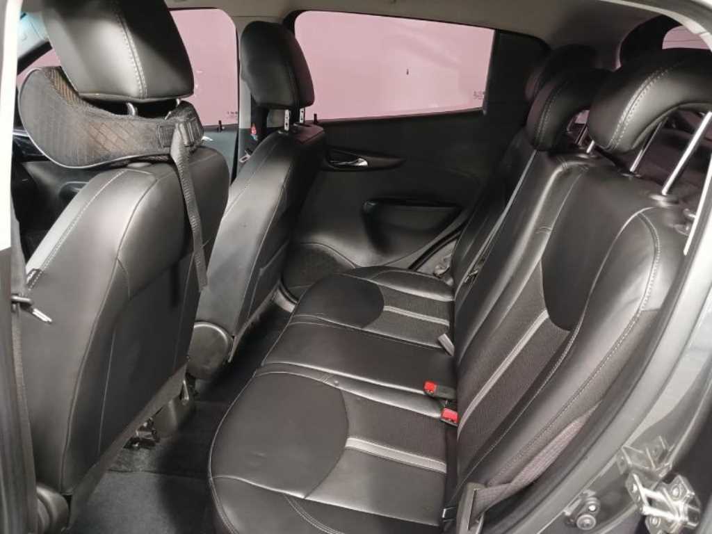 Chevrolet Spark - Vista 8