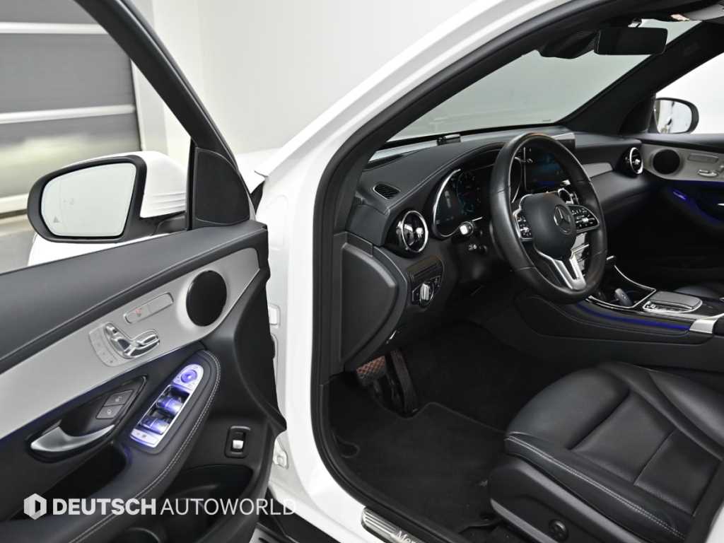 Mercedes Benz GLC Class - Vista 9