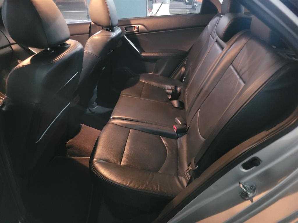 KIA Forte - Vista 12