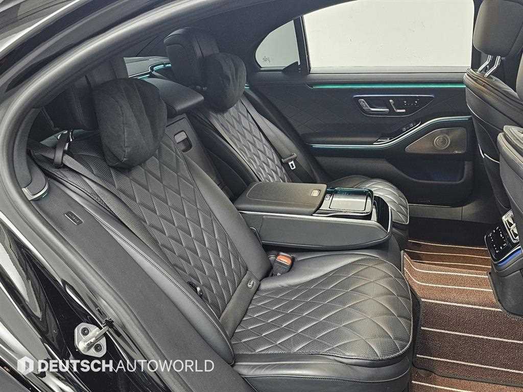 Mercedes Benz S Class - Vista 12