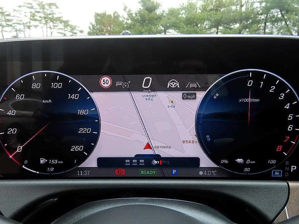 Mercedes Benz E class - Vista 9