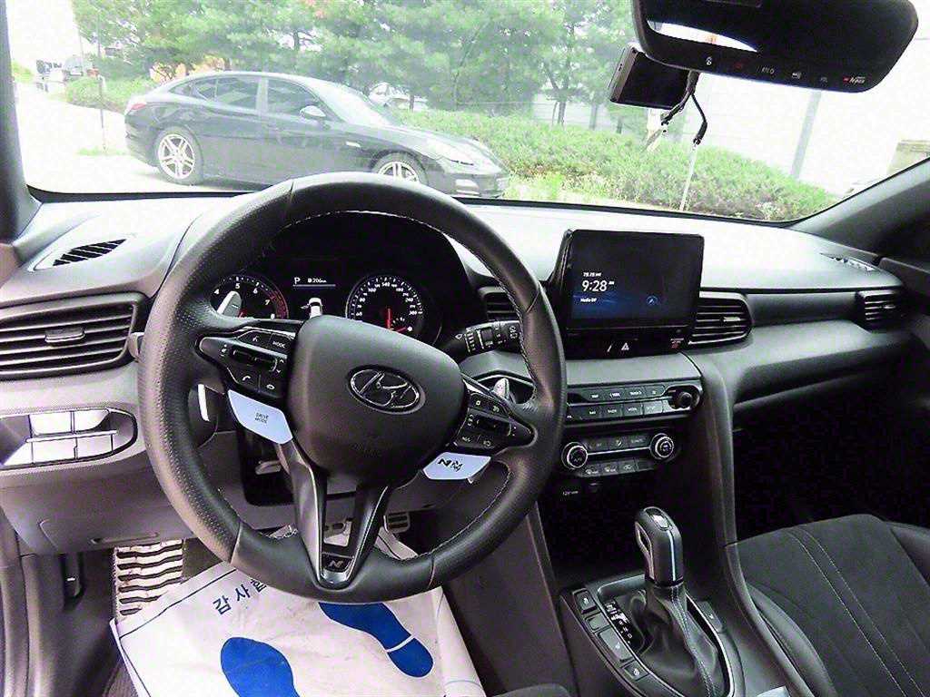 HYUNDAI Veloster - Vista 7