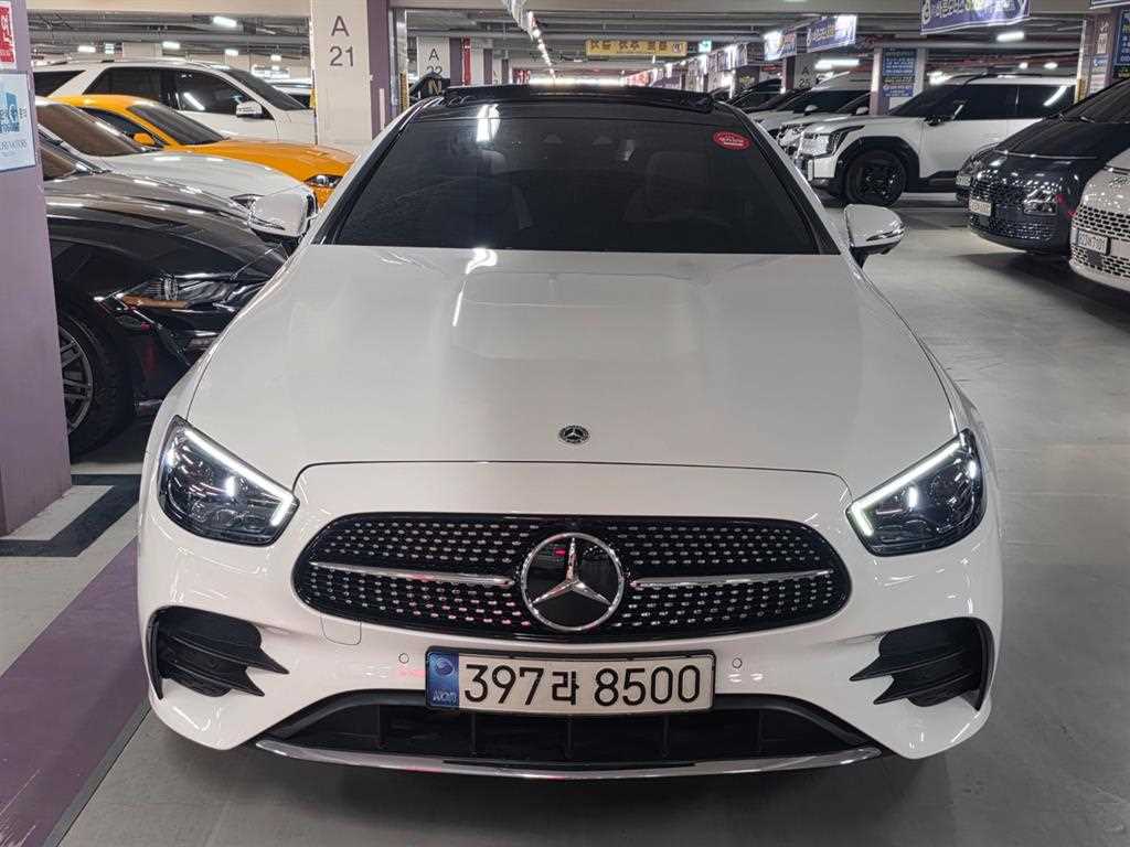 Mercedes Benz E class - Vista 2