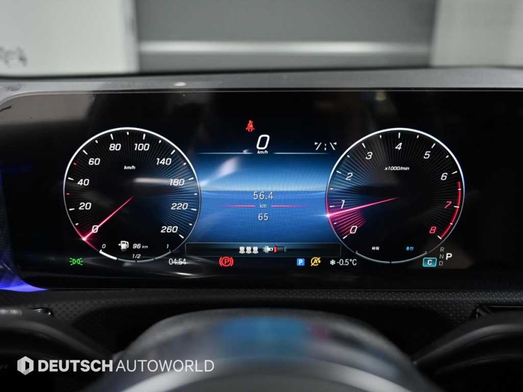 Mercedes Benz A Class - Vista 8