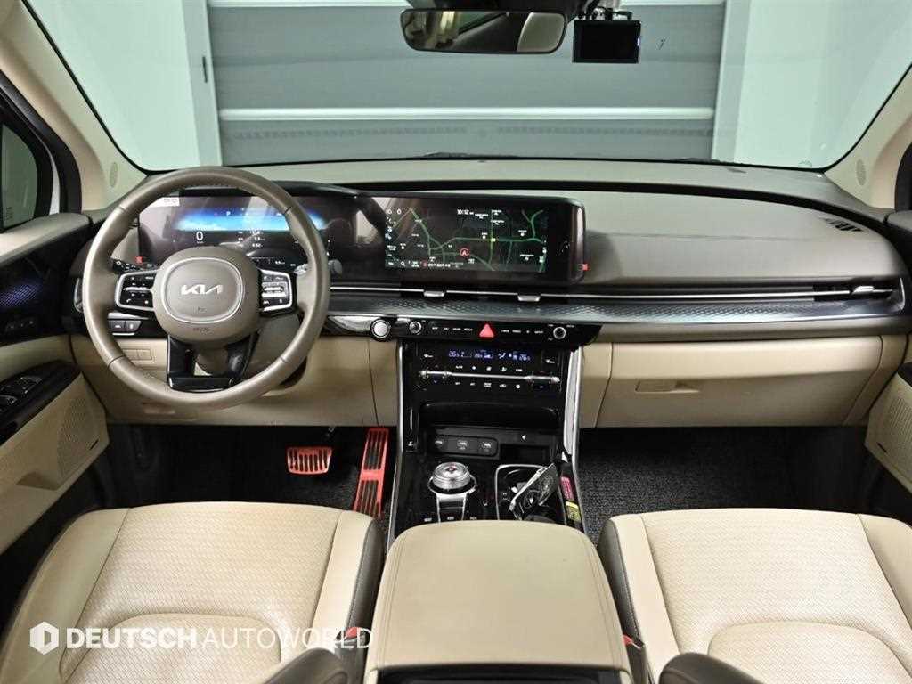 KIA Carnival - Vista 7