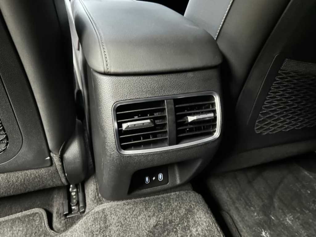 HYUNDAI Avante - Vista 7