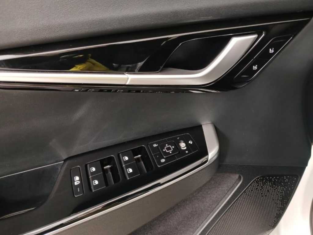 KIA EV6 - Vista 9