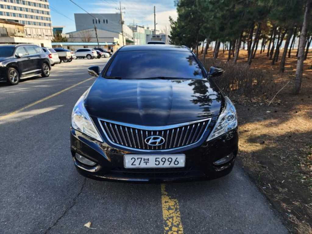 HYUNDAI Grandeur 2013 - Importación desde Corea - HF Imports Iquique - Foto 1