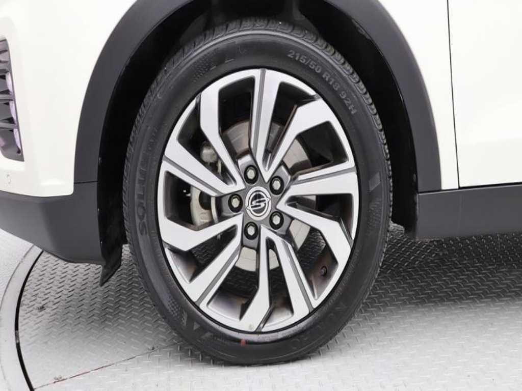 Ssangyong Tivoli - Vista 5