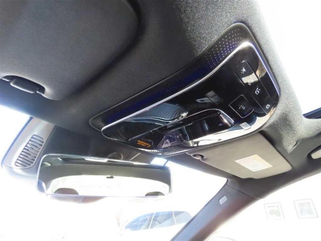 Mercedes Benz E class - Vista 10