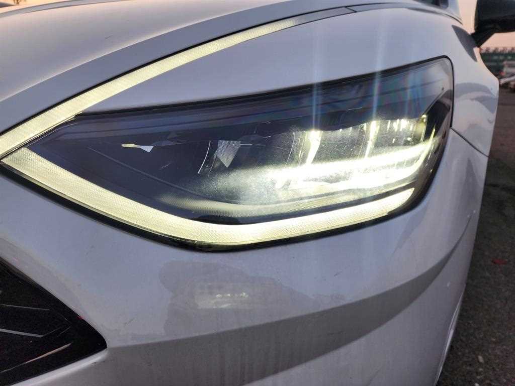 HYUNDAI Sonata - Vista 5