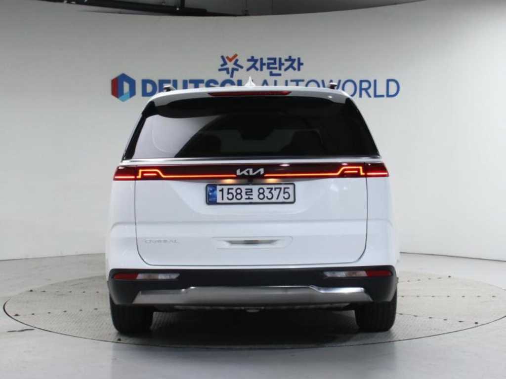 KIA Carnival - Vista 4