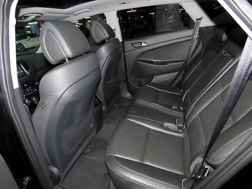 HYUNDAI Tucson - Vista 11