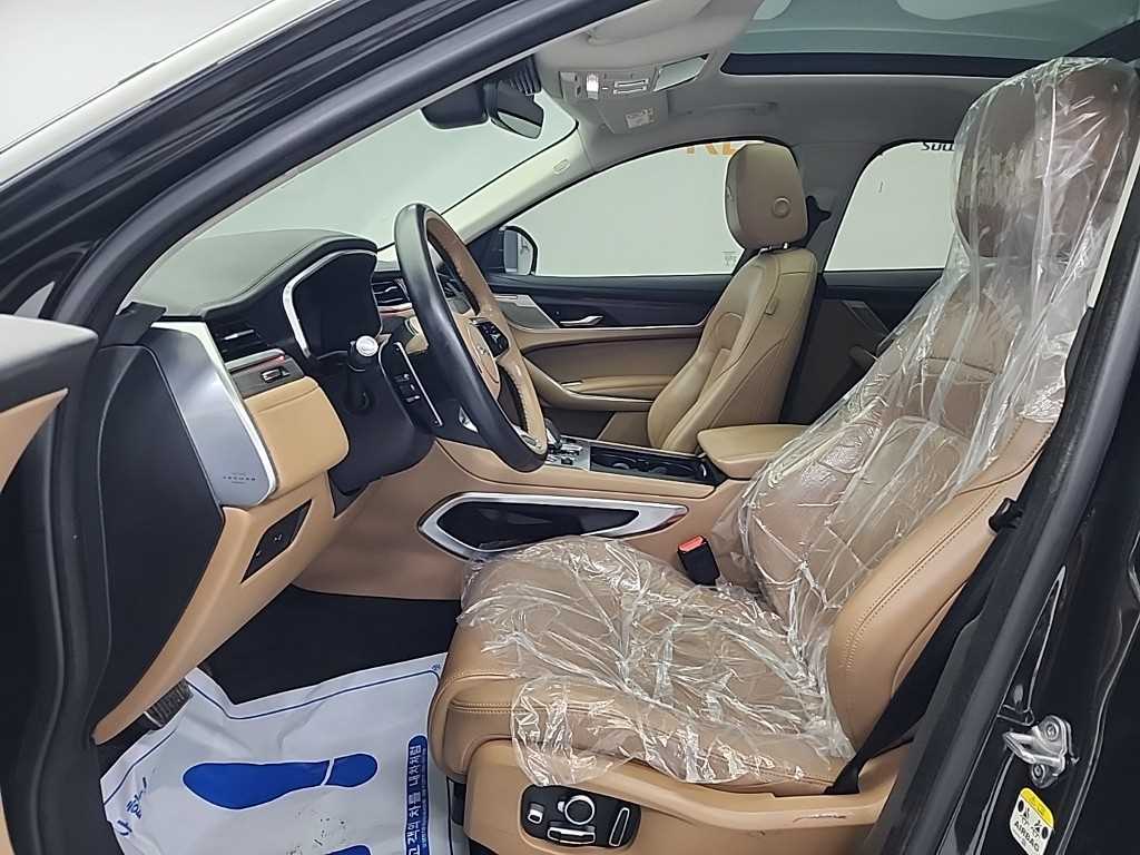 Jaguar F-PACE - Vista 11