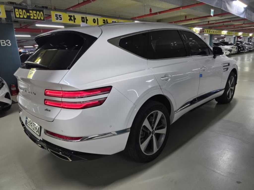 Genesis GV80 - Vista 5