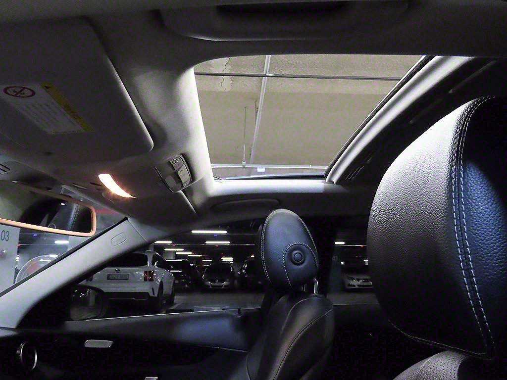 Mercedes Benz C Class 2016 Gris - Importación desde Corea - HF Imports Iquique - Foto 17