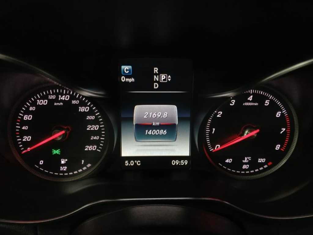 Mercedes Benz C Class - Vista 10