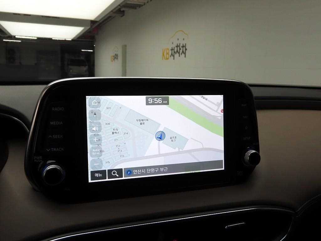 HYUNDAI Santa Fe - Vista 9