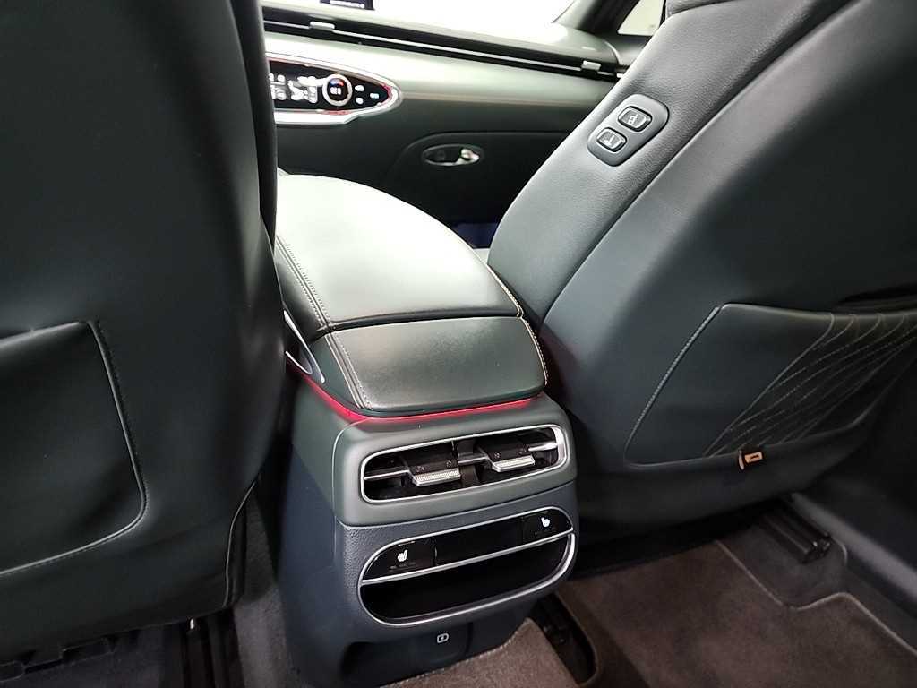 Genesis GV70 2022 Blanco - Importación desde Corea - HF Imports Iquique - Foto 13