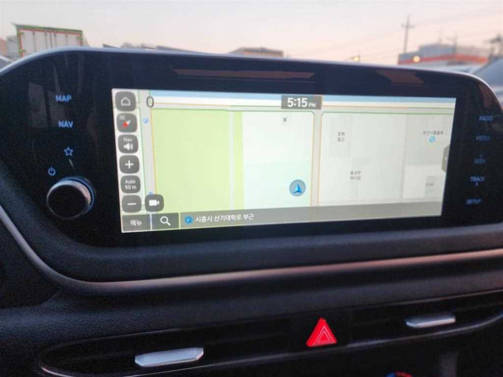 HYUNDAI Sonata - Vista 12