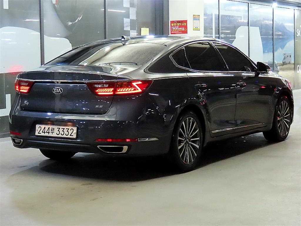 KIA K7 - Vista 4