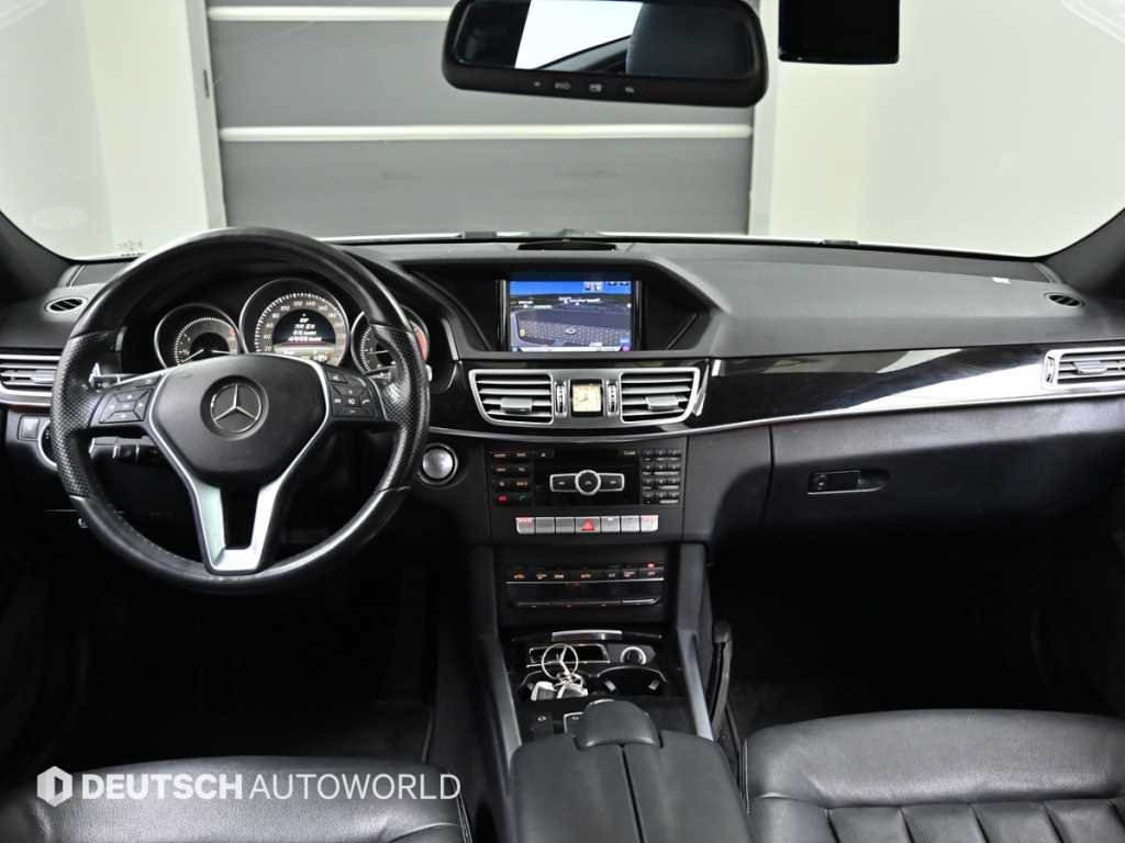 Mercedes Benz E class - Vista 7