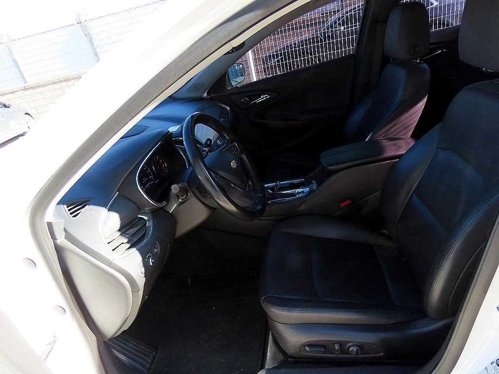 Chevrolet Malibu - Vista 5