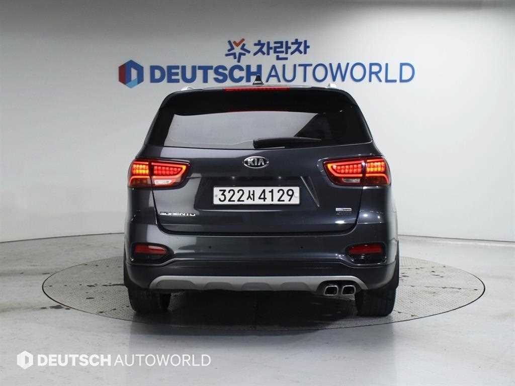 KIA Sorento - Vista 4