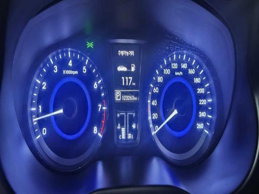 HYUNDAI Grandeur 2014 Blanco - Importación desde Corea - HF Imports Iquique - Foto 20