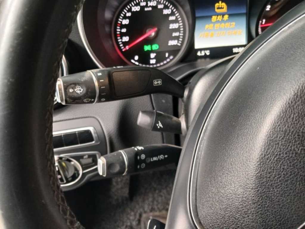 Mercedes Benz C Class 2015 Blanco - Importación desde Corea - HF Imports Iquique - Foto 17