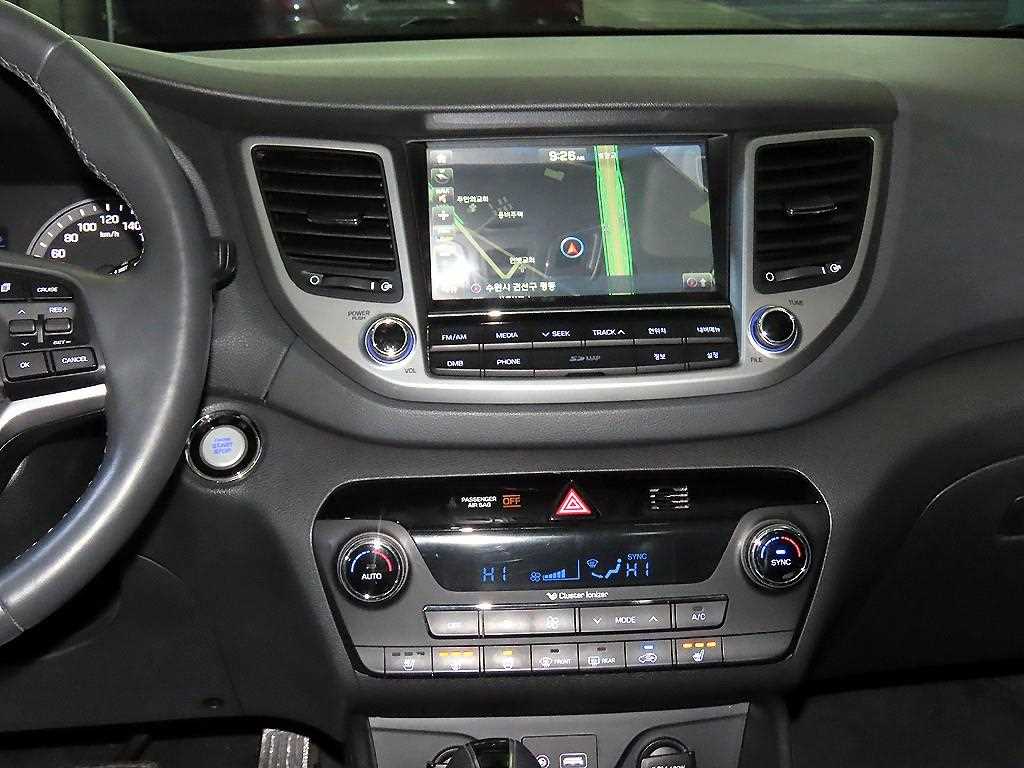 HYUNDAI Tucson 2018 Negro - Importación desde Corea - HF Imports Iquique - Foto 13