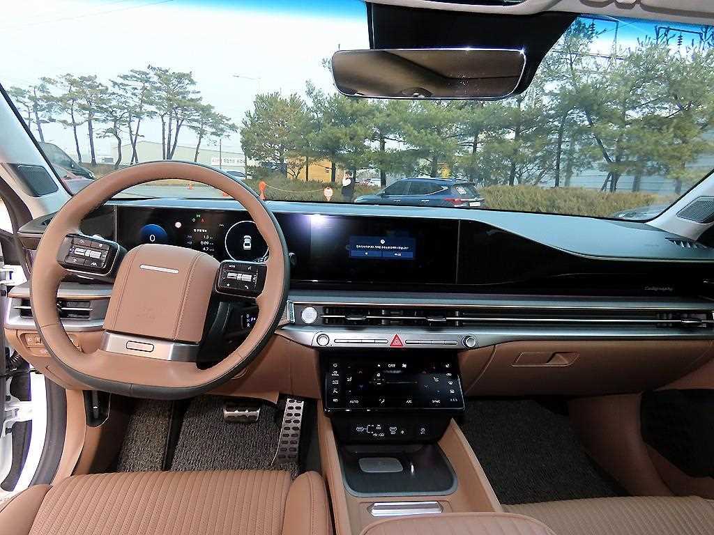 HYUNDAI Grandeur - Vista 7