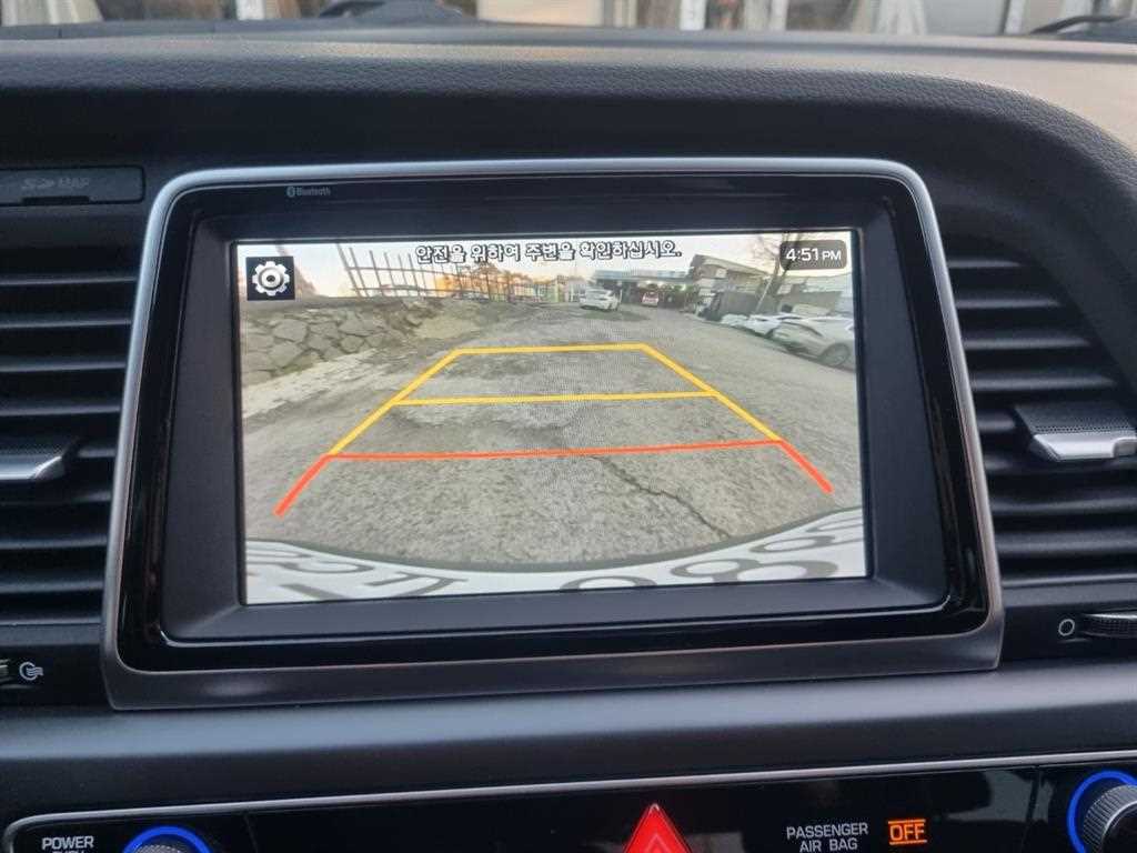 HYUNDAI Sonata - Vista 9