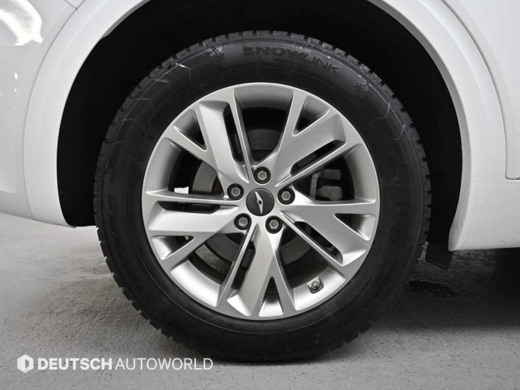 Genesis GV70 - Vista 5