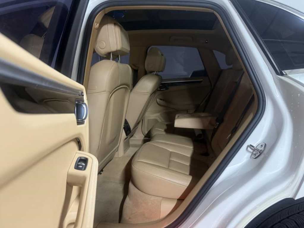 Porsche Macan - Vista 6