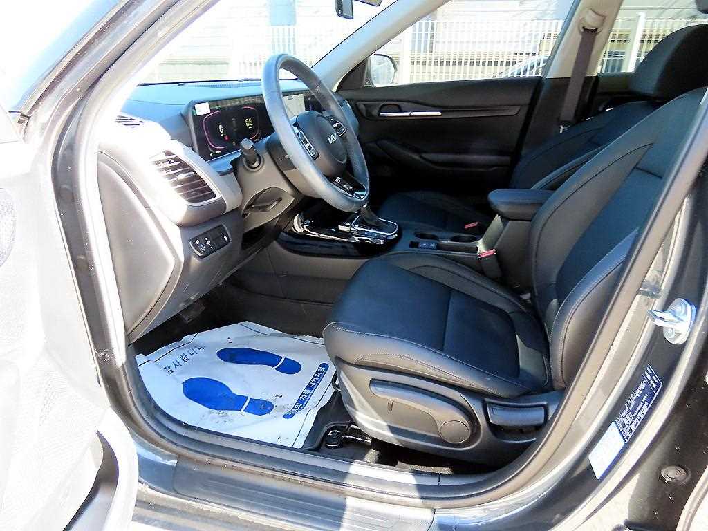 KIA Seltos - Vista 5