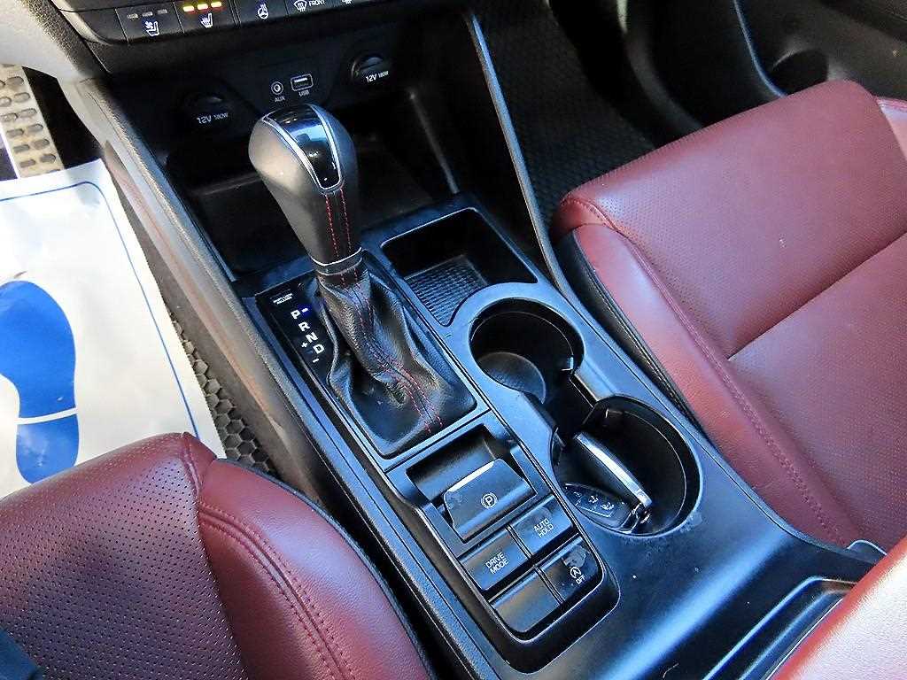 HYUNDAI Tucson - Vista 10