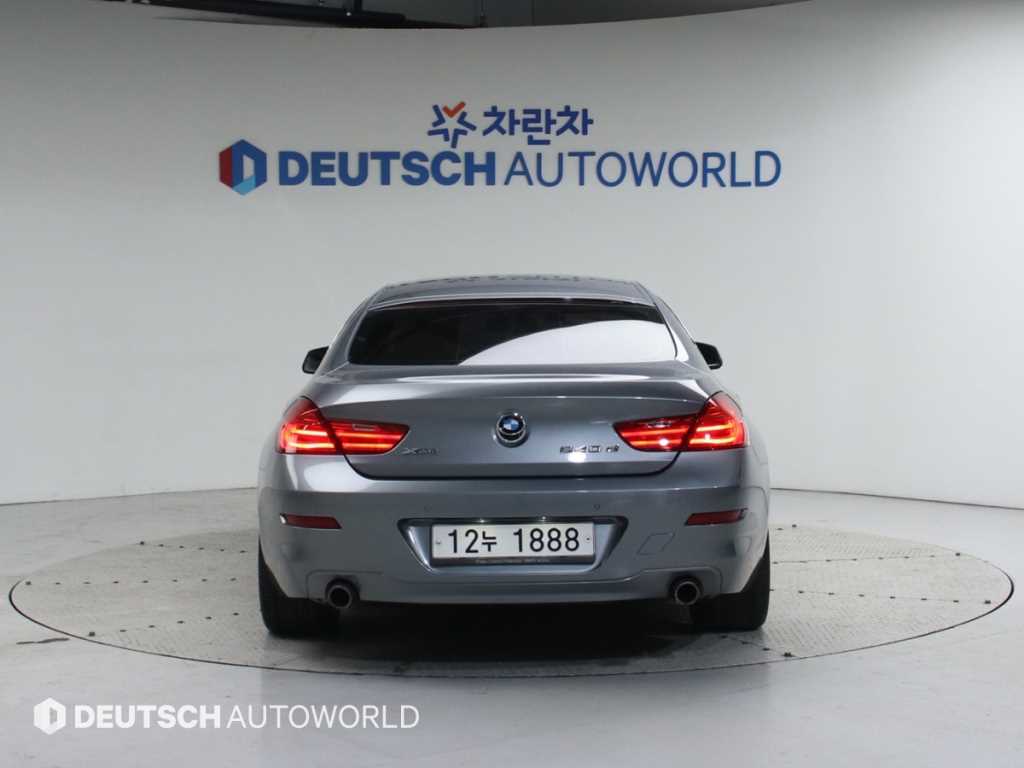 BMW 6 series - Vista 4