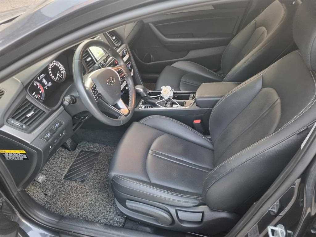 HYUNDAI Sonata - Vista 5