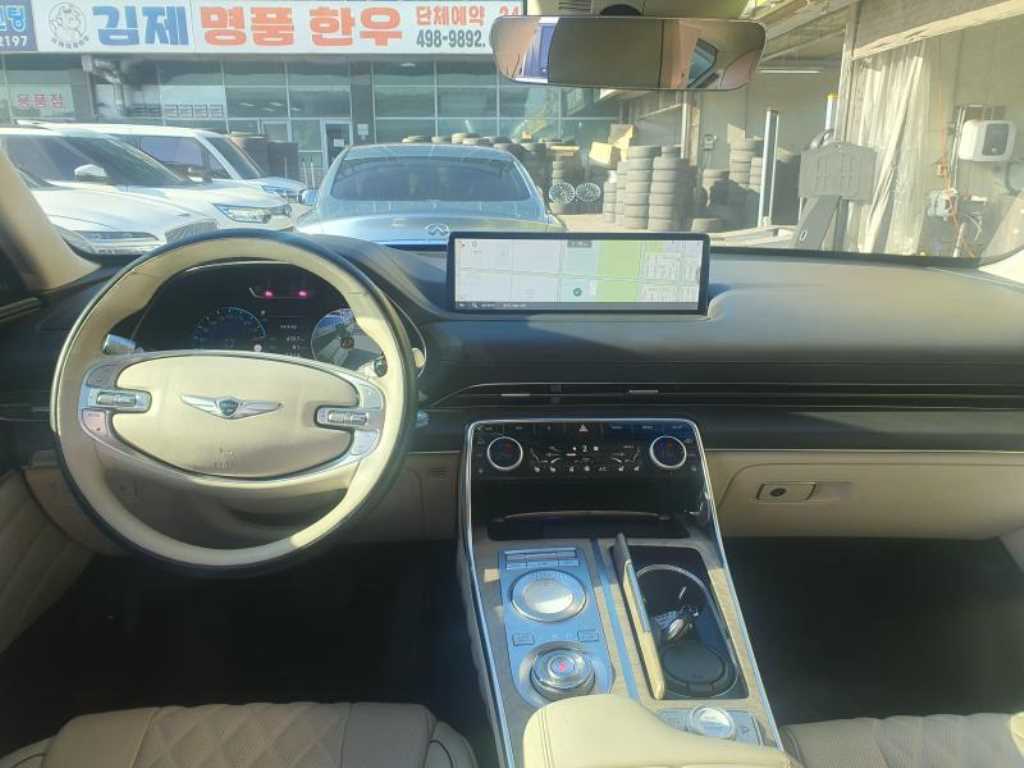 Genesis GV80 - Vista 7