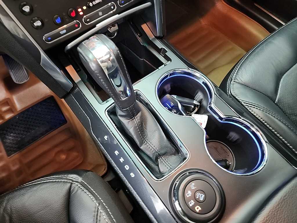 Ford Explorer - Vista 8