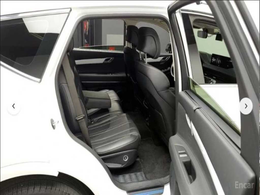 Genesis GV80 - Vista 11