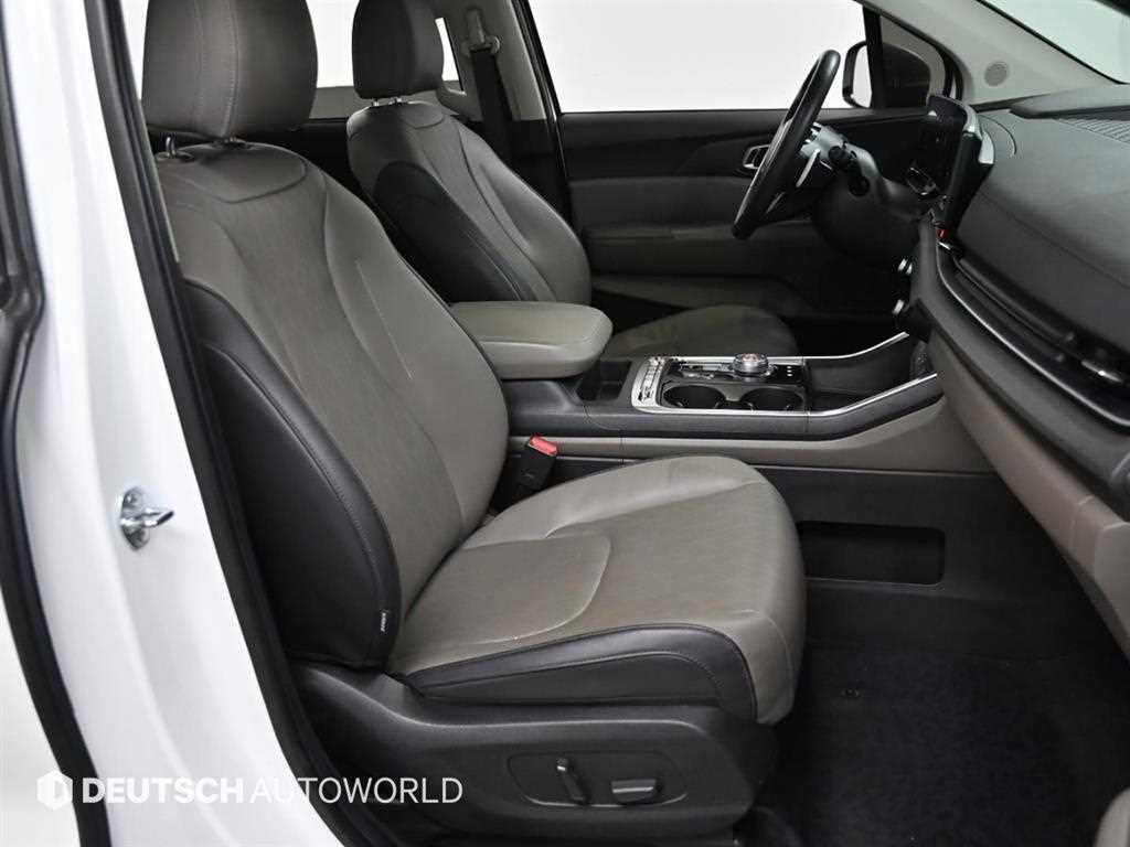 KIA Carnival - Vista 10