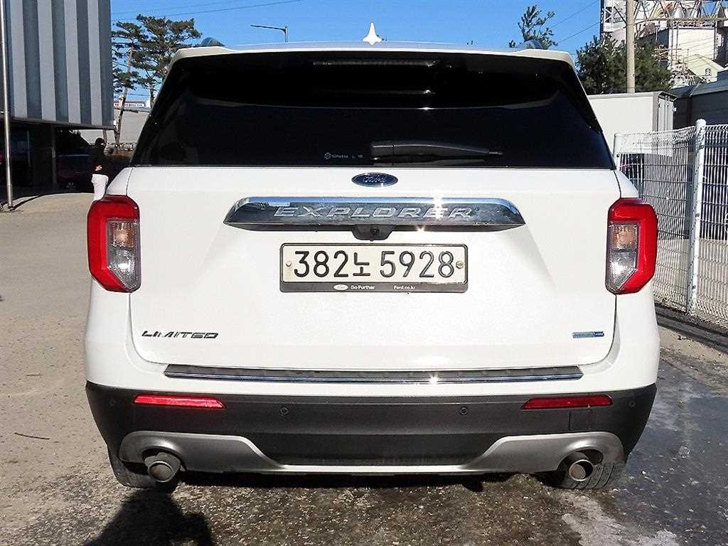 Ford Explorer - Vista 4