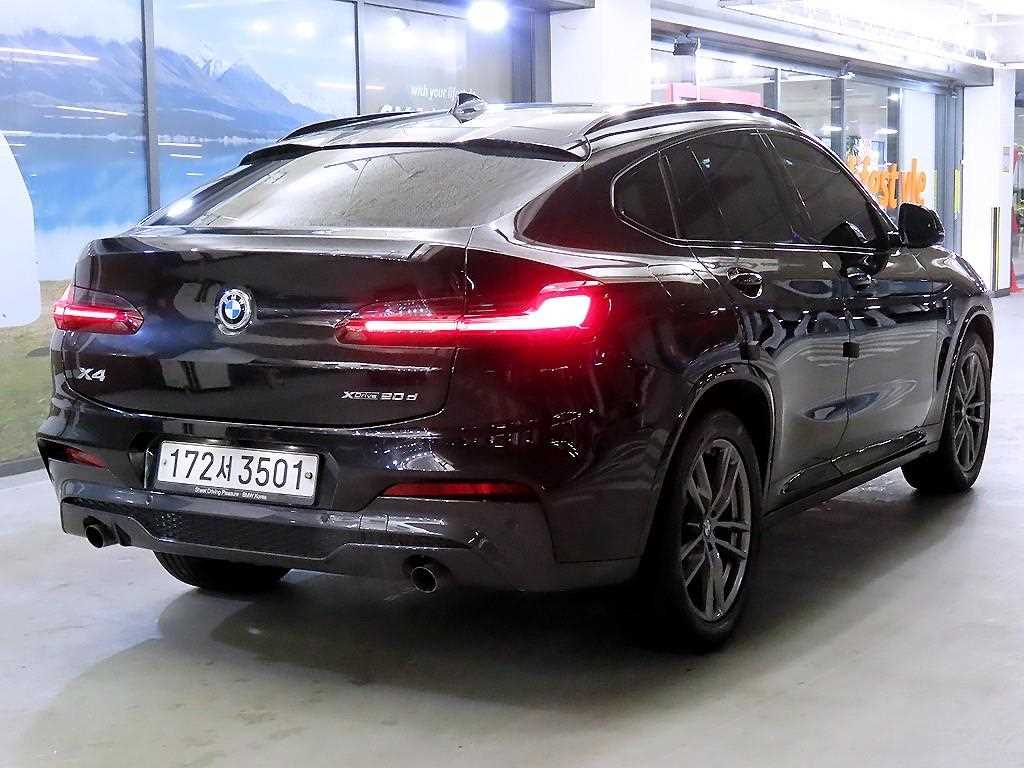 BMW X4 - Vista 4