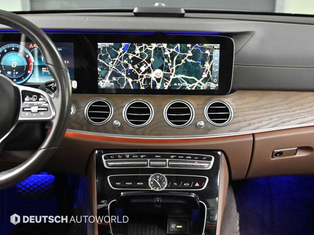 Mercedes Benz E class 2019 Azul - Importación desde Corea - HF Imports Iquique - Foto 14