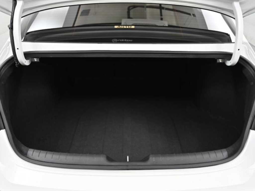 HYUNDAI Avante 2024 Blanco - Importación desde Corea - HF Imports Iquique - Foto 20