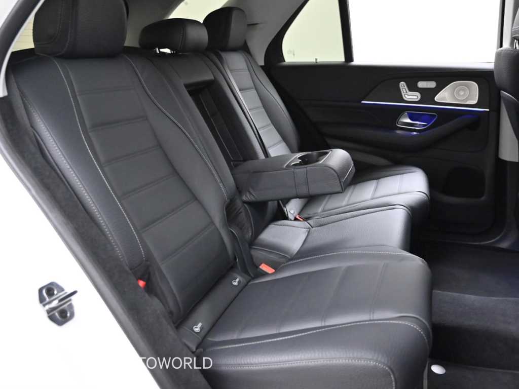 Mercedes Benz GLE Class - Vista 12