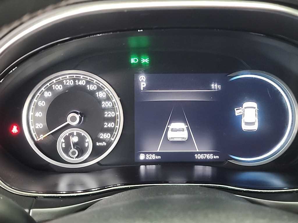 Genesis GV70 - Vista 6